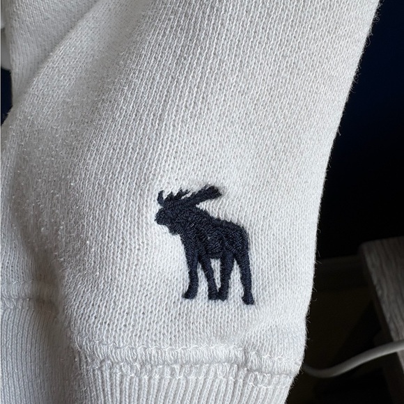 Abercrombie & Fitch White Sweatshirt Classic Pullover - Picture 5 of 6